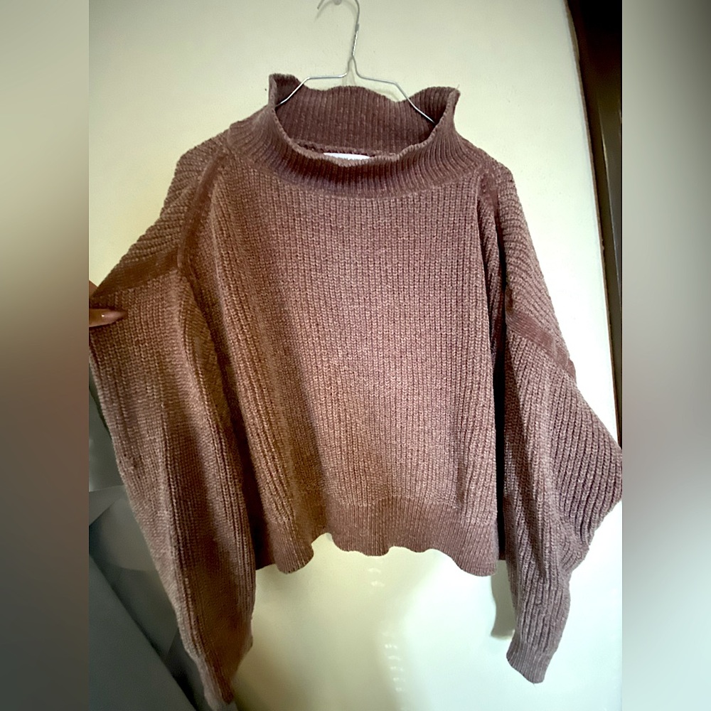 Jon & Anna Contemporary L Dusty Pink Loose Turtleneck Sweatshirt